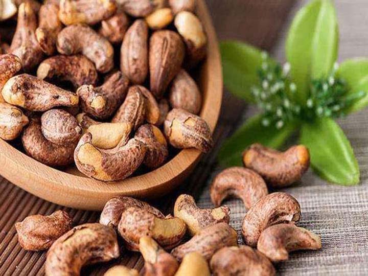 Is the Brown Skin of Vietnamese Cashew Nuts Edible?